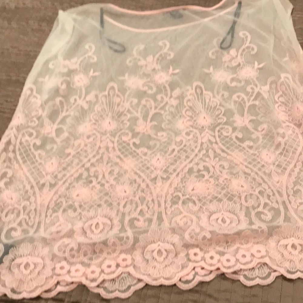 Forever 21 top, peach color, sheer, sleeveless, M - Picture 7 of 7